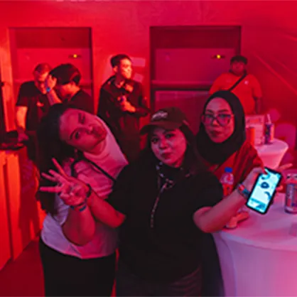 Hotlink Hausboom Gallery 1